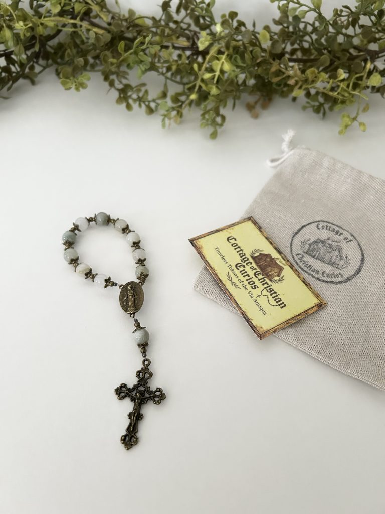 Petite Vine Chaplet